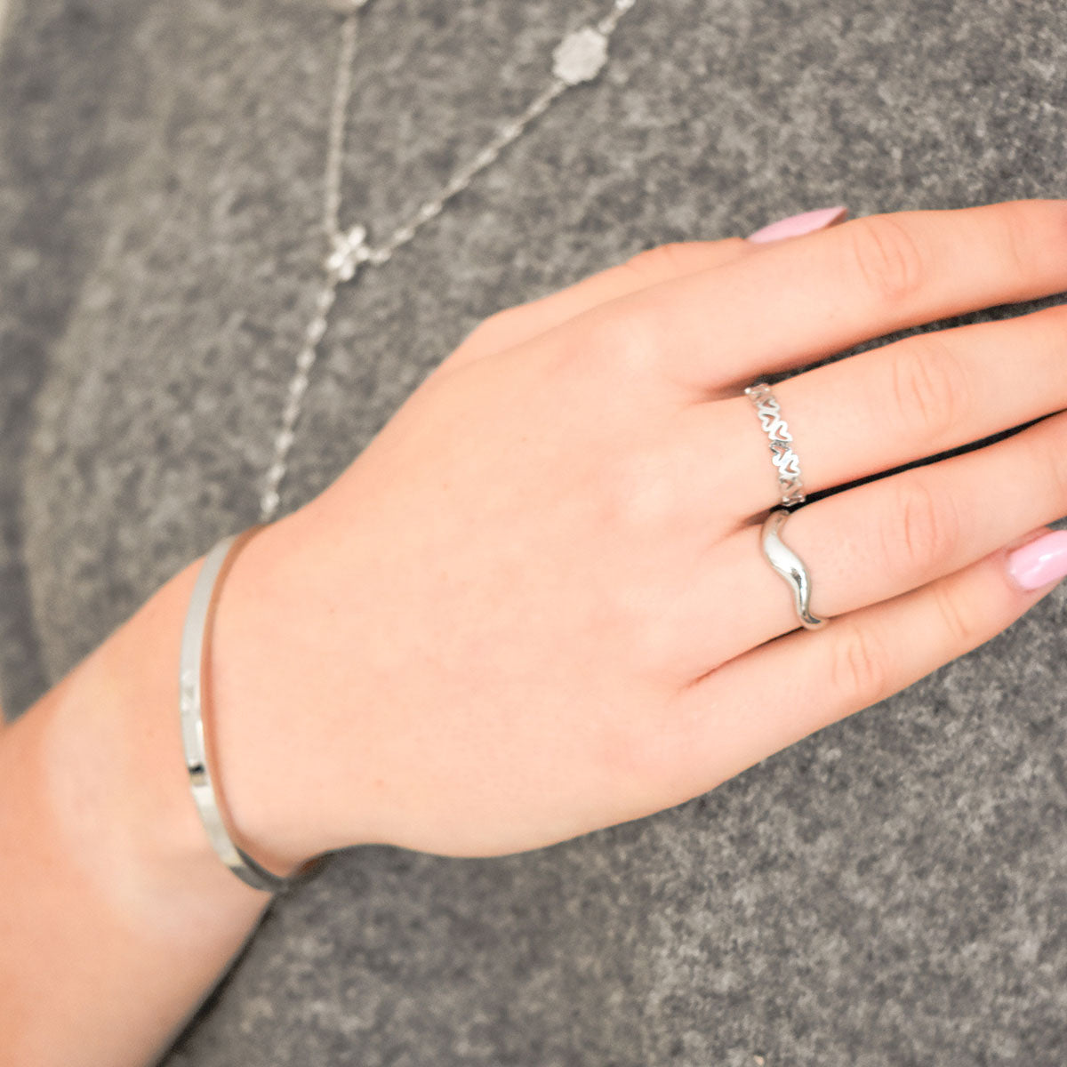 Ring met hartjes patroon zilver