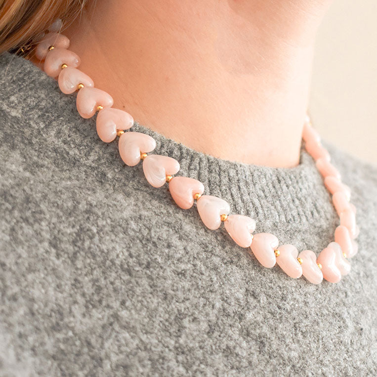 Kralen ketting hartjes licht roze
